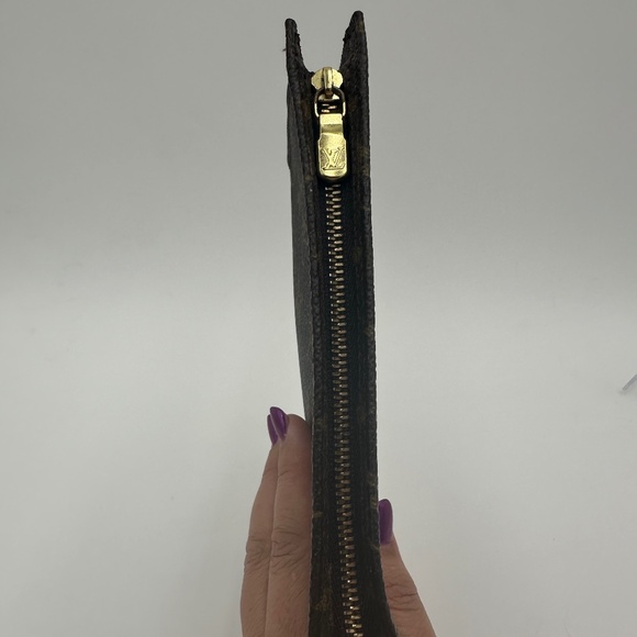 Louis Vuitton Pouchette - Picture 3 of 10